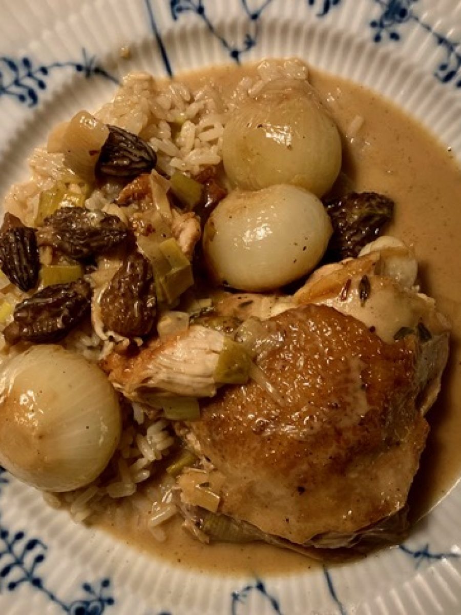 CHICKEN WITH MORELS AND PEARL ONIONS