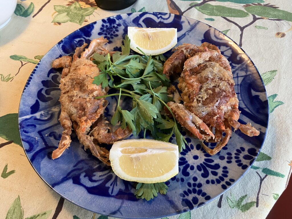 SOFT SHELL CRABS